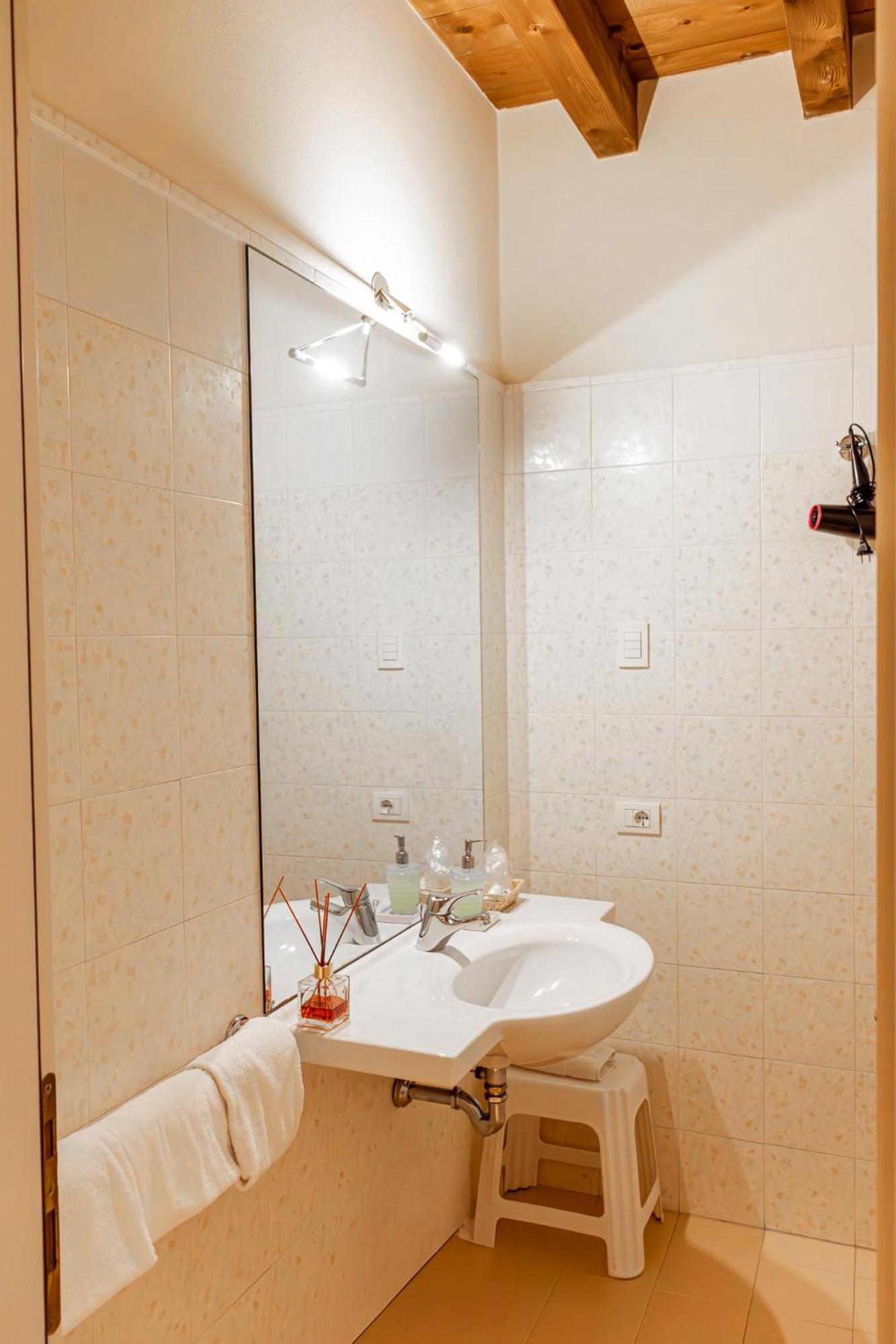גארדה Hotel Dependance Silvestro מראה חיצוני תמונה