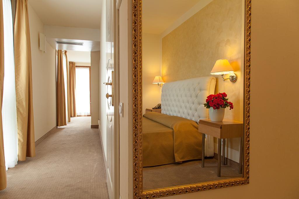 גארדה Hotel Dependance Silvestro חדר תמונה